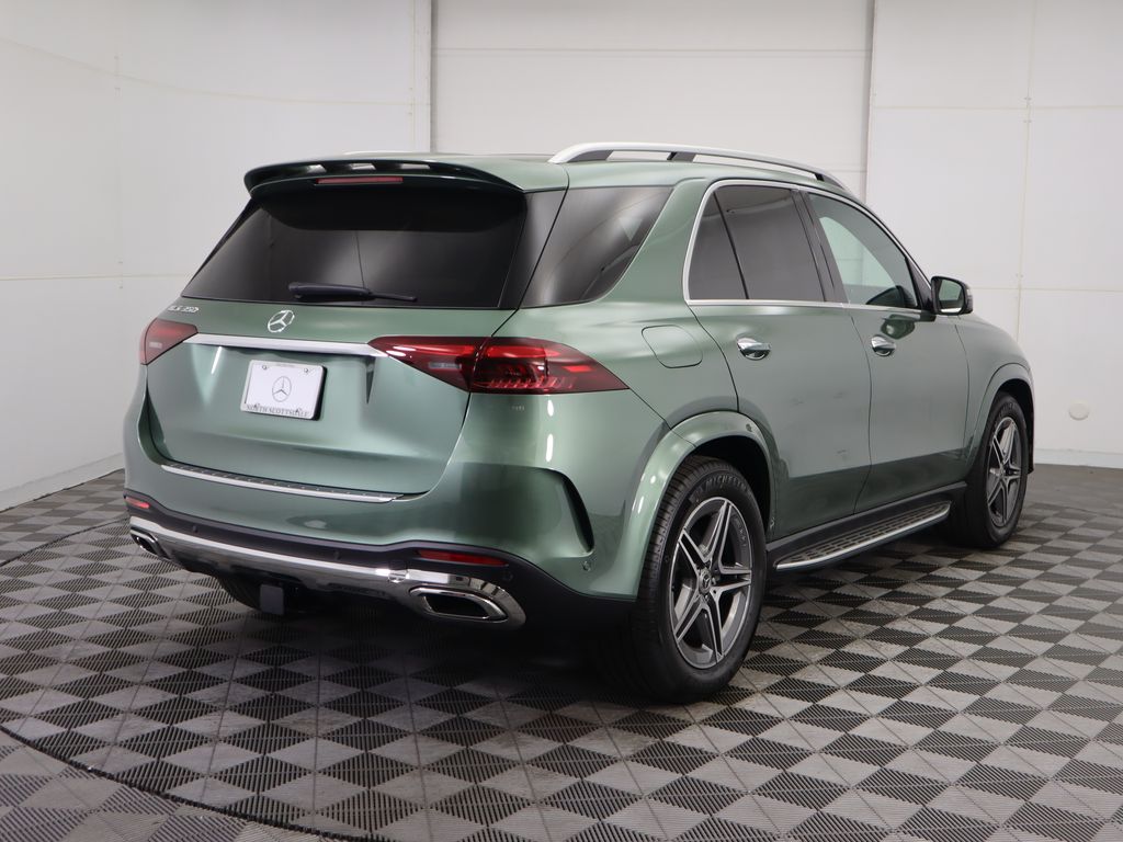 Thumbnail: 2026 Mercedes-Benz GLE - 5