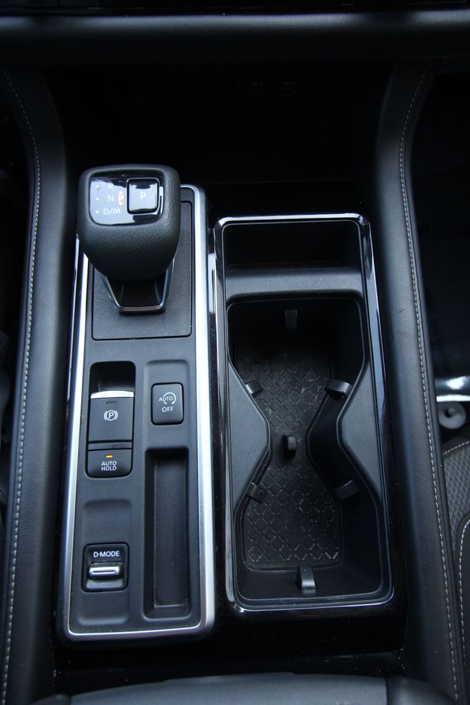 Used 2025 Nissan Pathfinder SUV