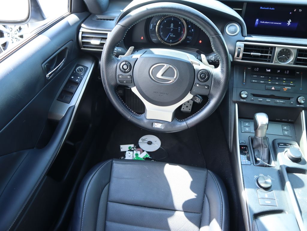 Thumbnail: 2016 Lexus IS - 6