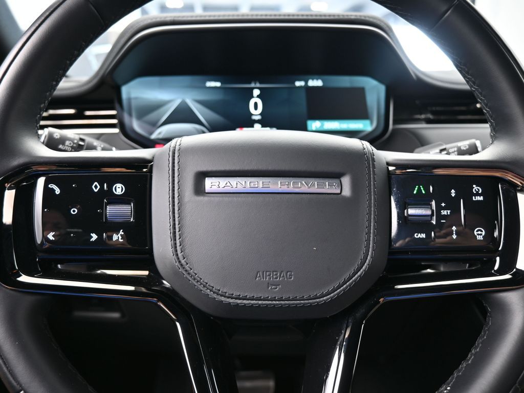 Used 2024 Black Land Rover Dynamic SE image 31