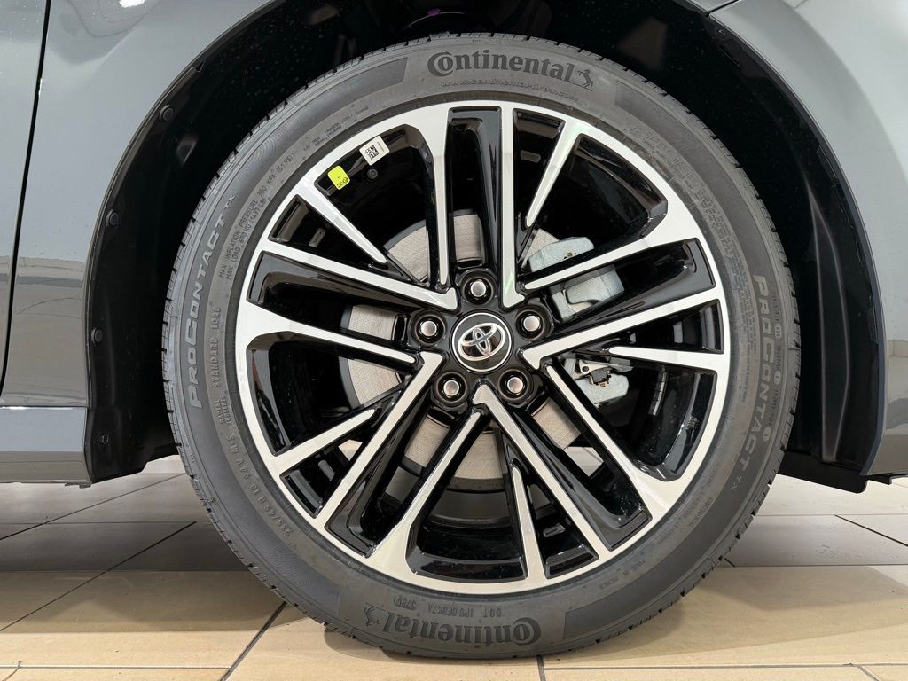 Thumbnail: 2026 Toyota Camry - 9