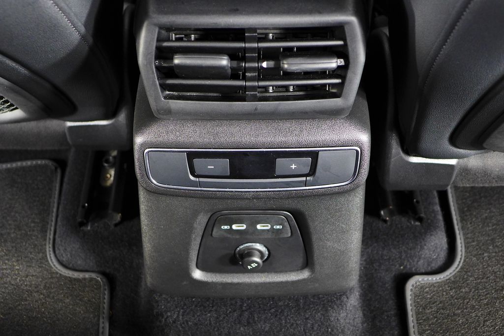 Thumbnail: 2023 Audi Q4 e-tron - 23