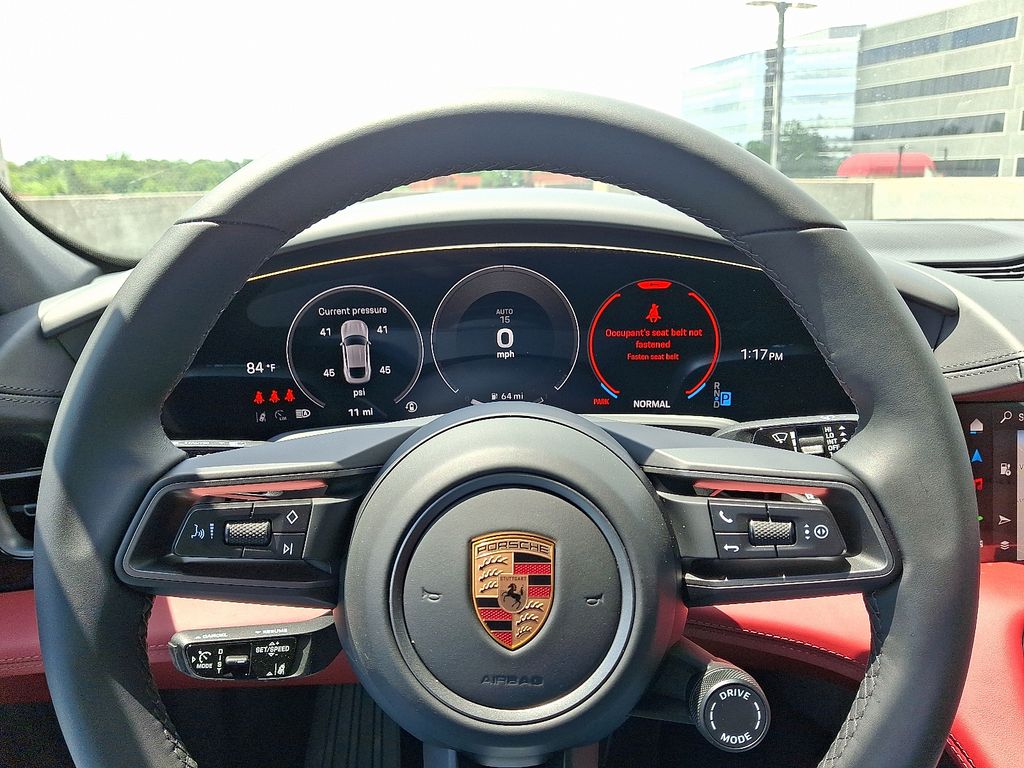 Thumbnail: 2025 Porsche Taycan - 23