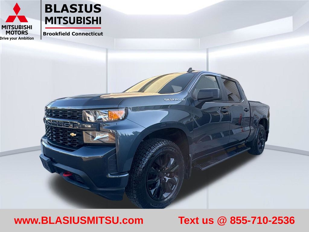 Shadow Gray Metallic 2019 Chevrolet Silverado 1500 Pickup Truck Four-Wheel Drive 6-Speed Automatic Overdrive