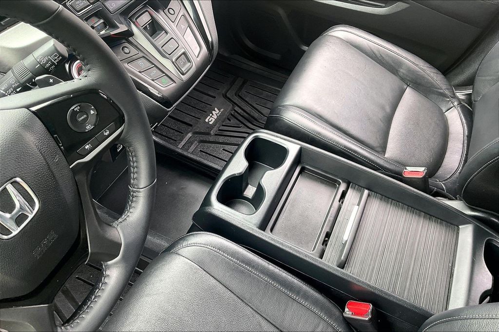 Used 2023 Honda Odyssey Van