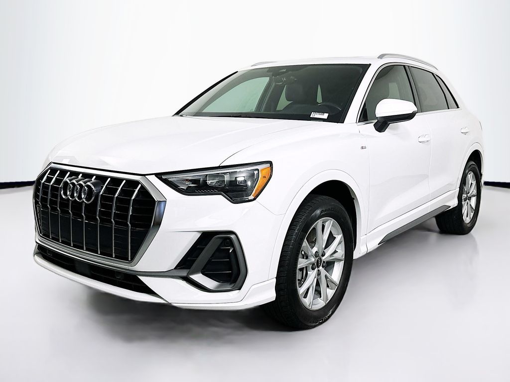 2022 Audi Q3 Premium