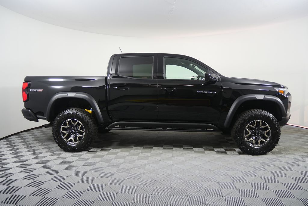 Thumbnail: 2026 Chevrolet Colorado - 2