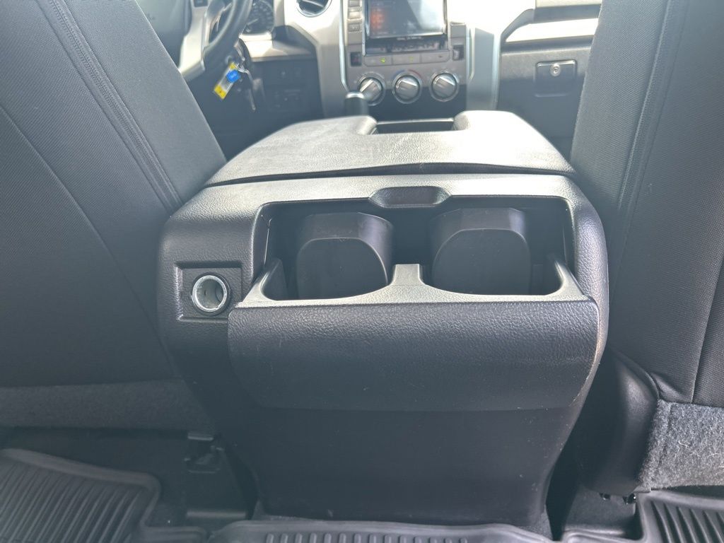 2016 Toyota Tundra SR5