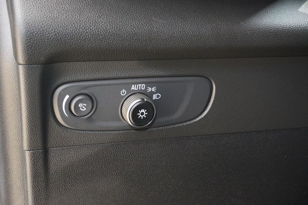 Used Car 2023 Buick Envision  Preferred For Sale Under $30,000 In Weatherford, Texas