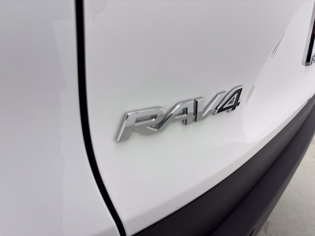 Thumbnail: 2024 Toyota RAV4 - 12