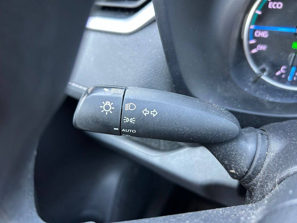 Thumbnail: 2022 Toyota RAV4 - 22