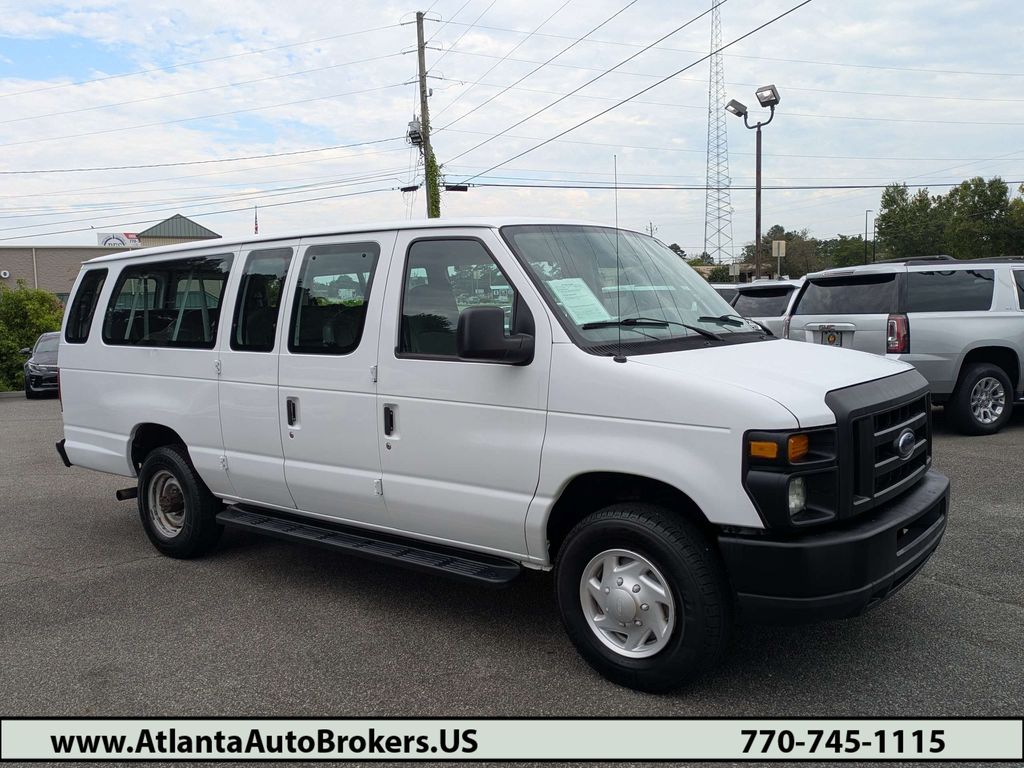  2008 Ford E-Series E-350 Super Duty Extended Passenger Van   
