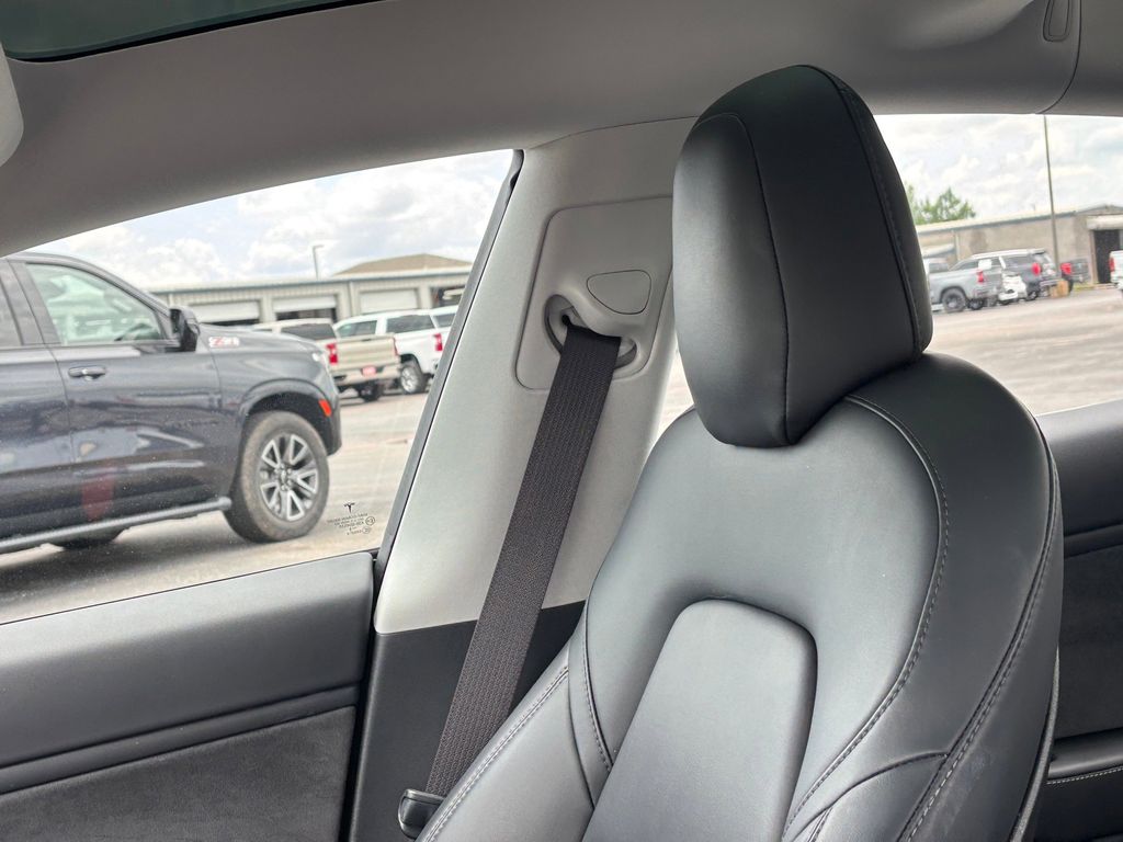 Used Car 2018 Tesla Model 3  Mid Range For Sale Under $25,000 In Austin, Texas