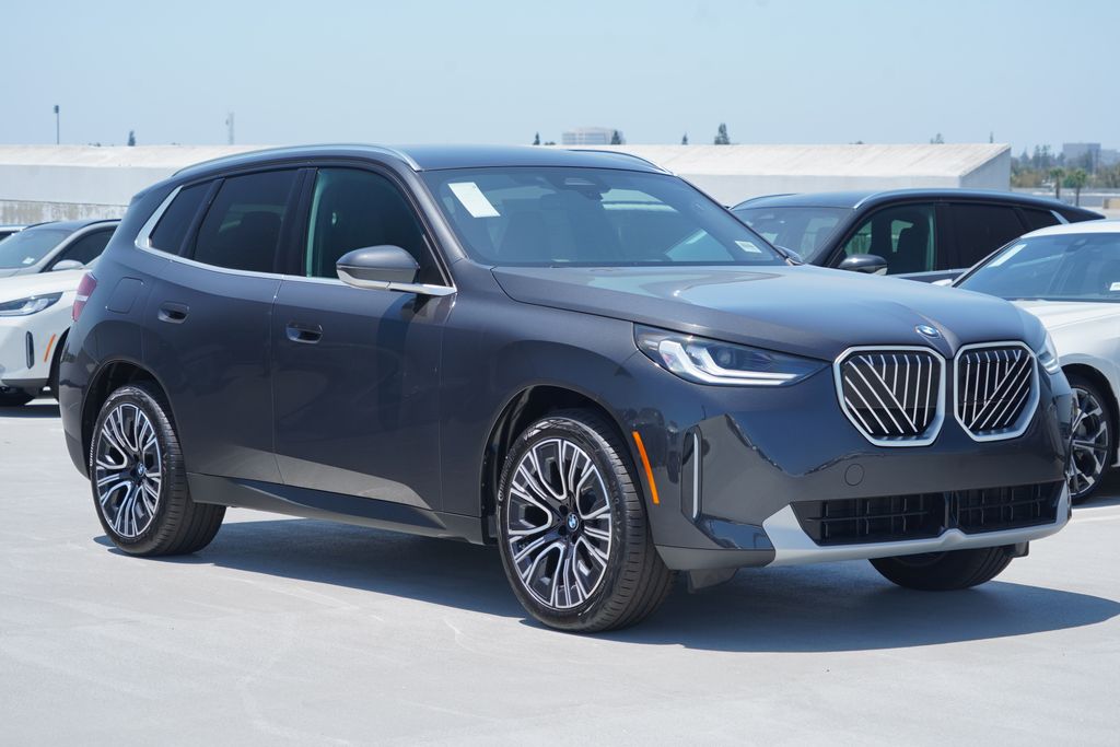Thumbnail: 2026 BMW X3 - 3