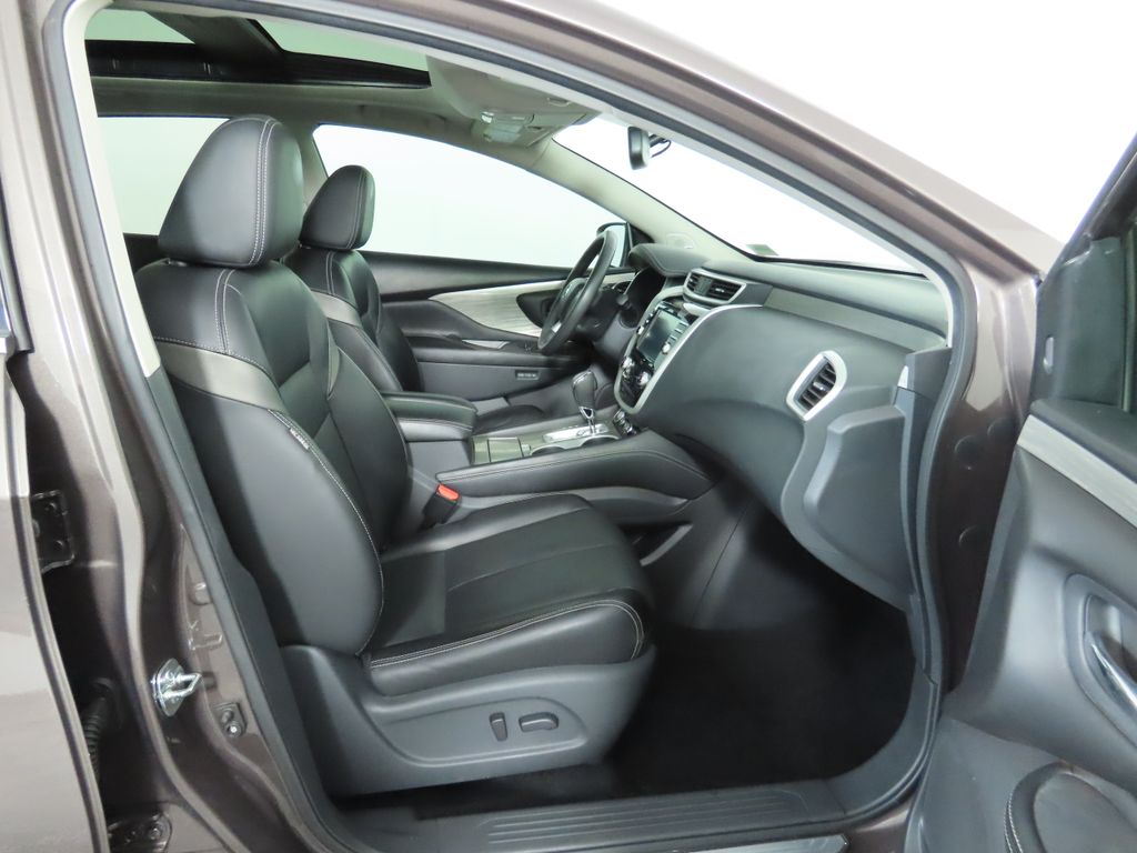 2017 Nissan Murano Platinum 21