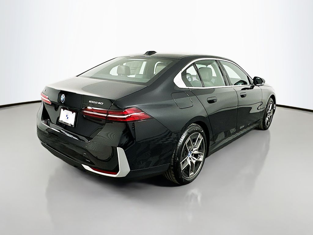 Thumbnail: 2025 BMW i5 - 5