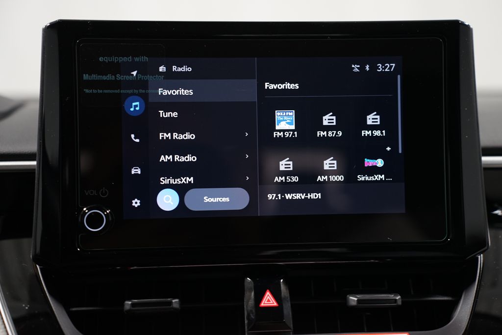 2025 Toyota Corolla LE 18