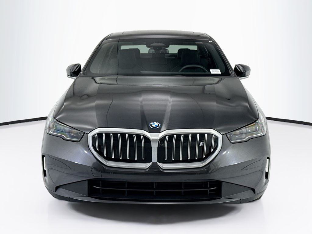 Thumbnail: 2026 BMW i5 - 2