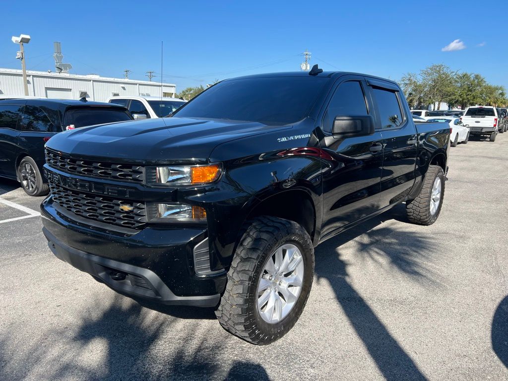 2022 Chevrolet Silverado 1500 LTD Custom 2