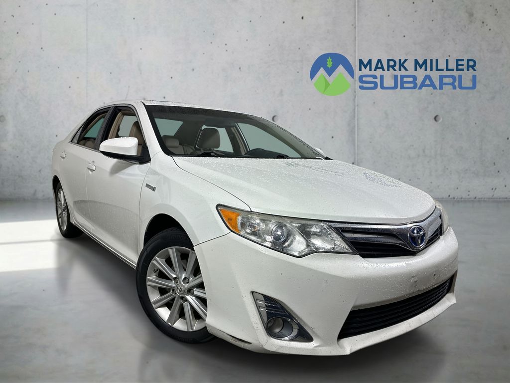 2012 Toyota Camry Hybrid XLE