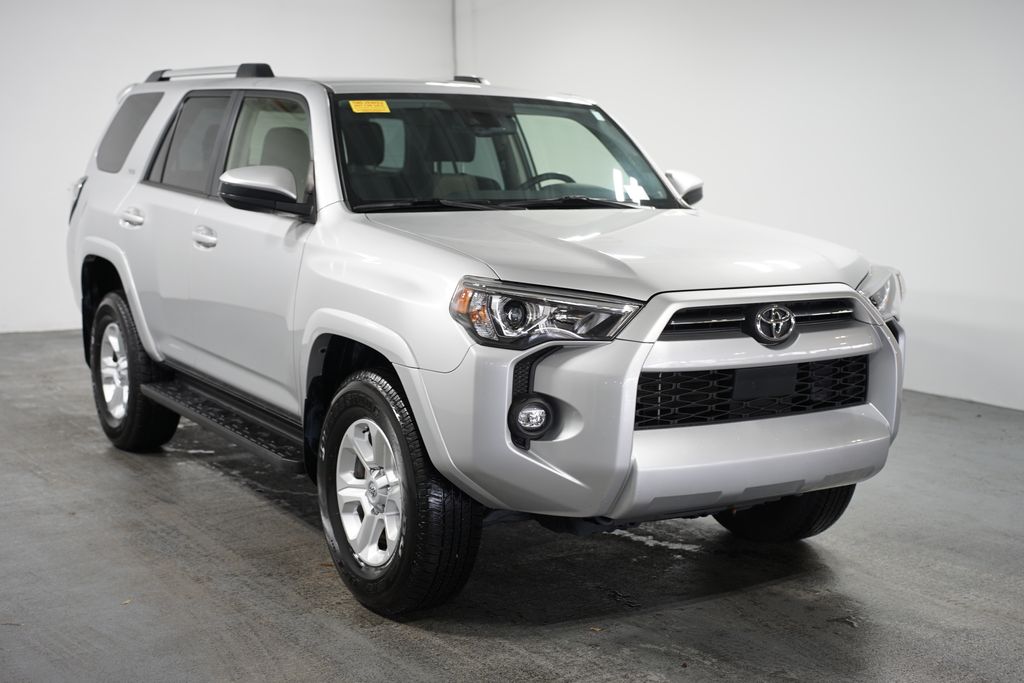 2024 Toyota 4Runner SR5 3