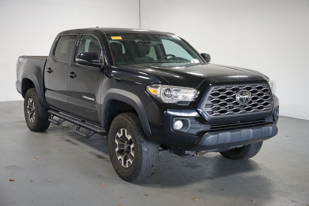 Thumbnail: 2020 Toyota Tacoma - 3