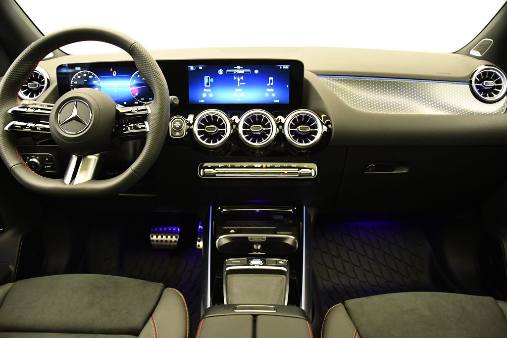 Thumbnail: 2025 Mercedes-Benz GLA - 19