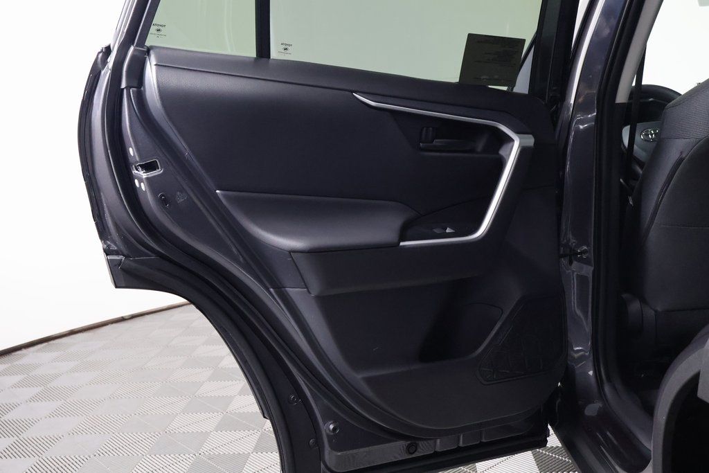Thumbnail: 2025 Toyota RAV4 - 8
