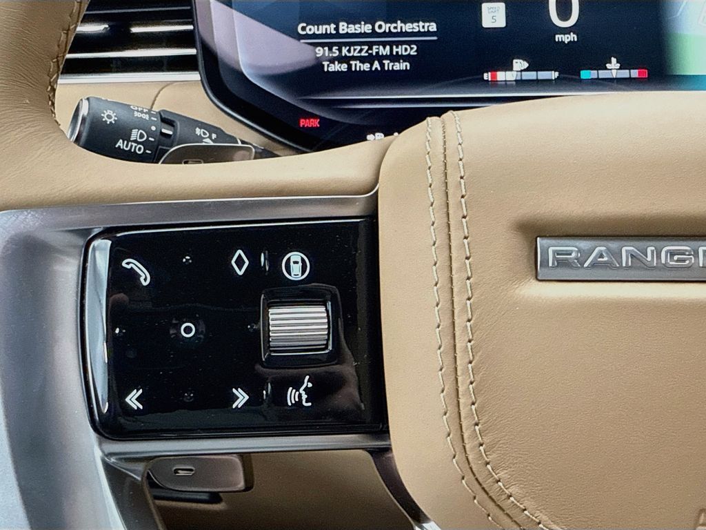 Thumbnail: 2026 Land Rover Range Rover - 11