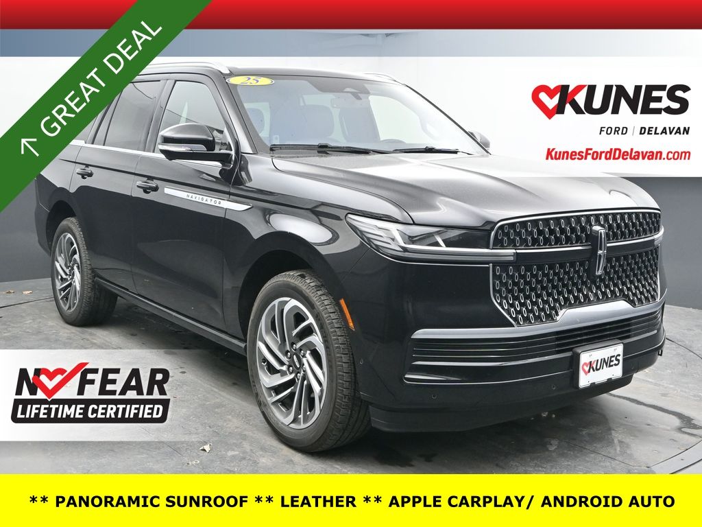 Infinite Black Metallic Clearcoat 2025 Lincoln Navigator Reserve 4WD SUV / Crossover Four-Wheel Drive Automatic