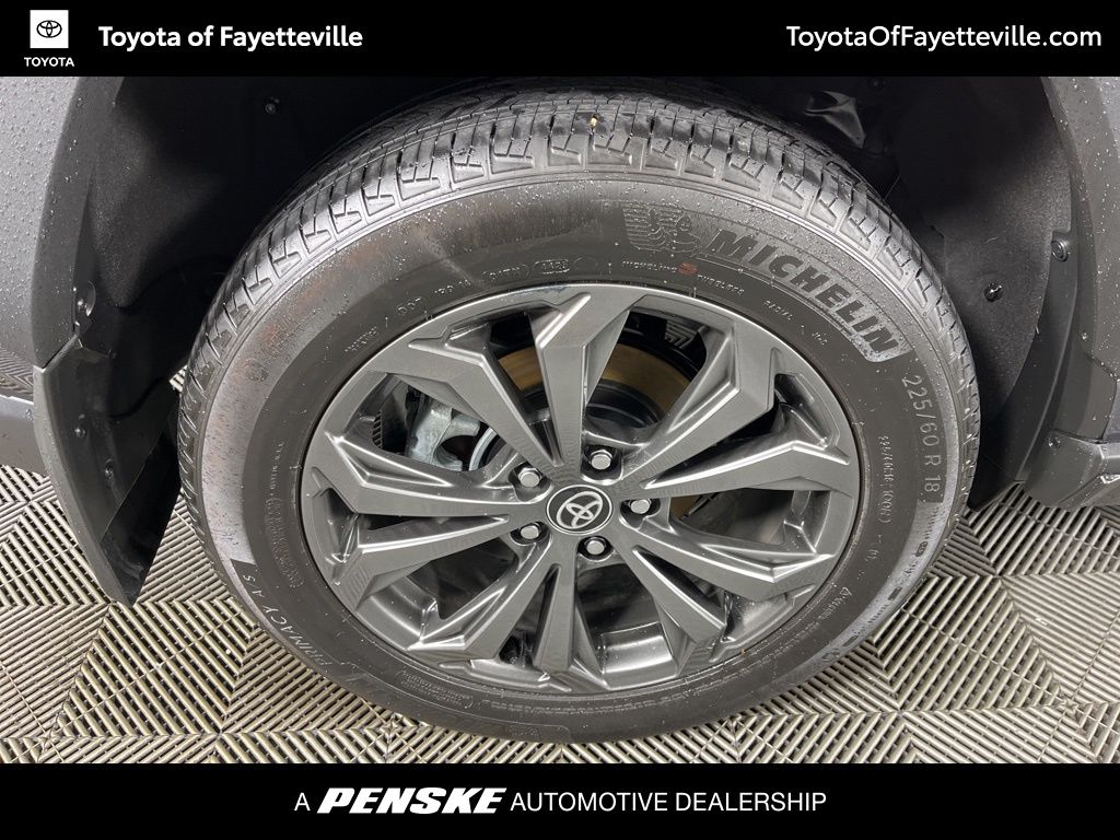 Thumbnail: 2024 Toyota RAV4 - 13