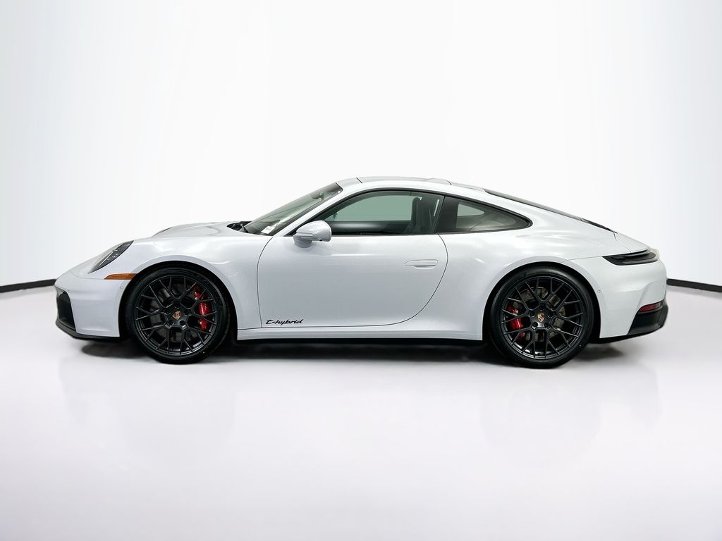 Thumbnail: 2026 Porsche 911 - 2