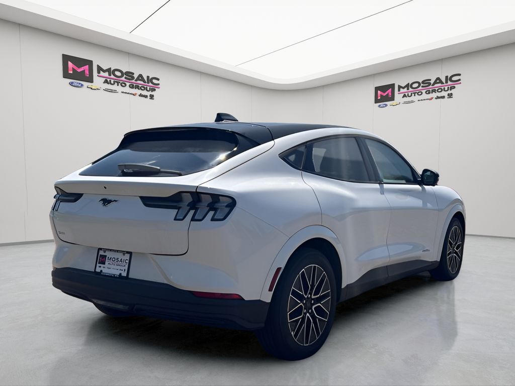 2025 Ford Mustang Mach-E
