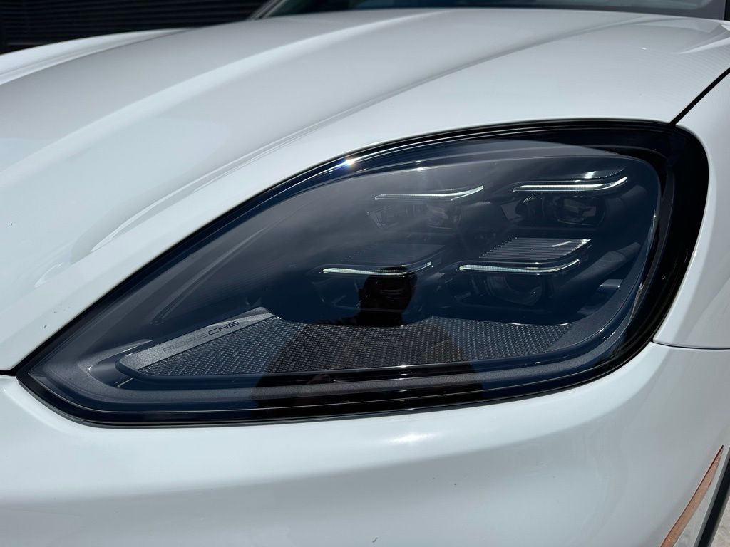 Thumbnail: 2025 Porsche  - 13