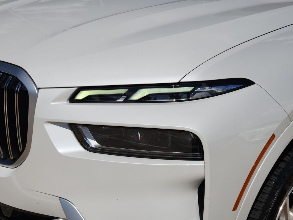 2023 BMW X7 xDrive40i White at Gullo Toyota