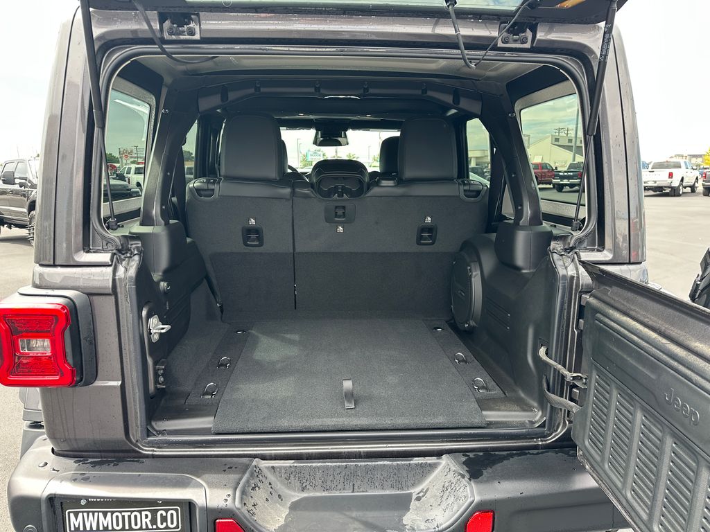 New 2026 Jeep Wrangler SUV