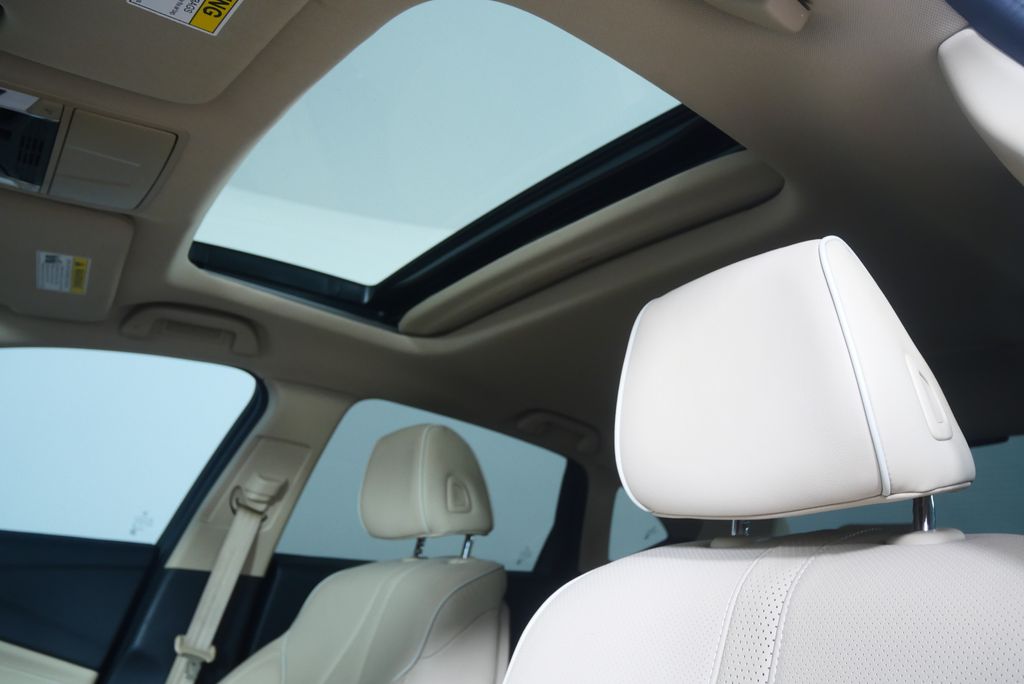 Thumbnail: 2021 Acura TLX - 11