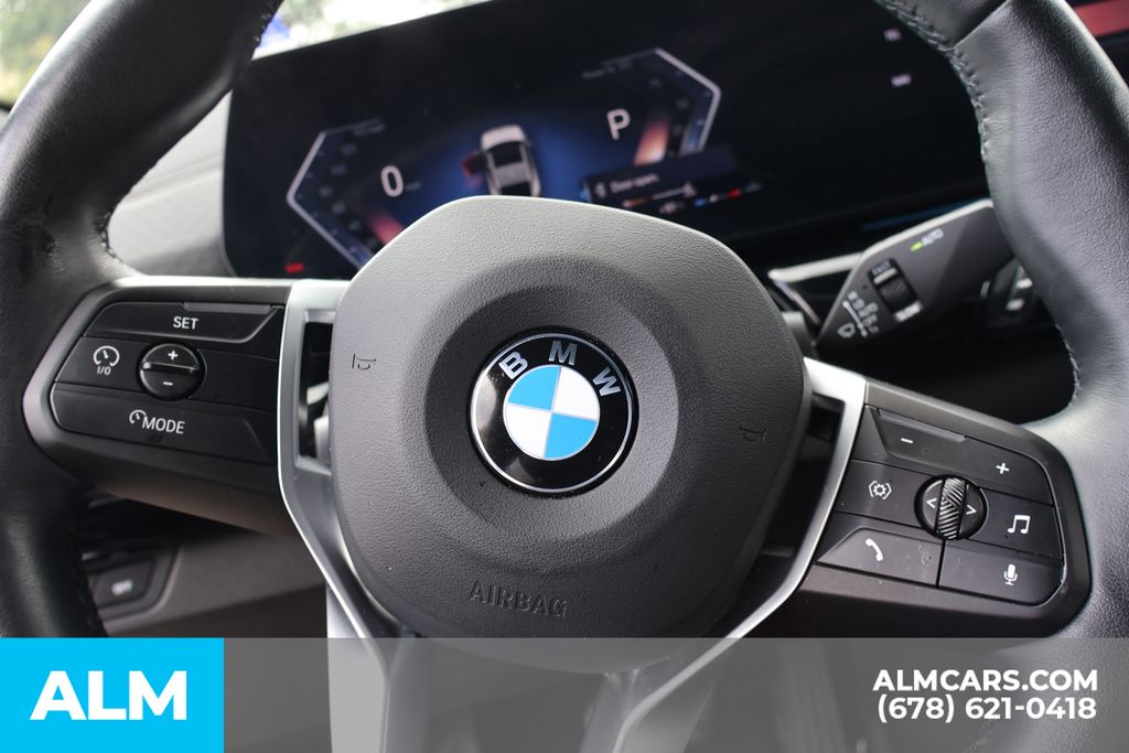 Used 2025 White BMW xDrive28i image 32