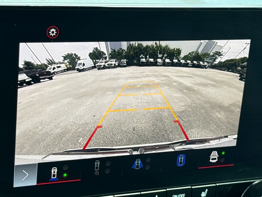 2023 Summit White GMC Canyon Elevation RWD Truck