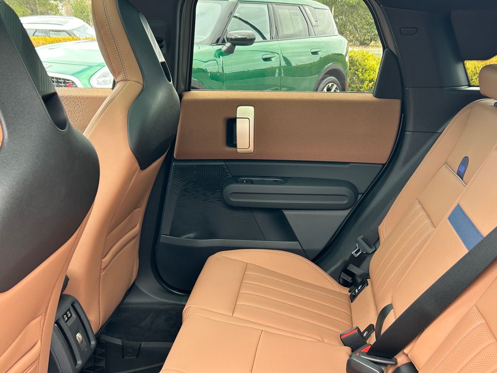 Thumbnail: 2027 MINI Cooper Countryman - 29