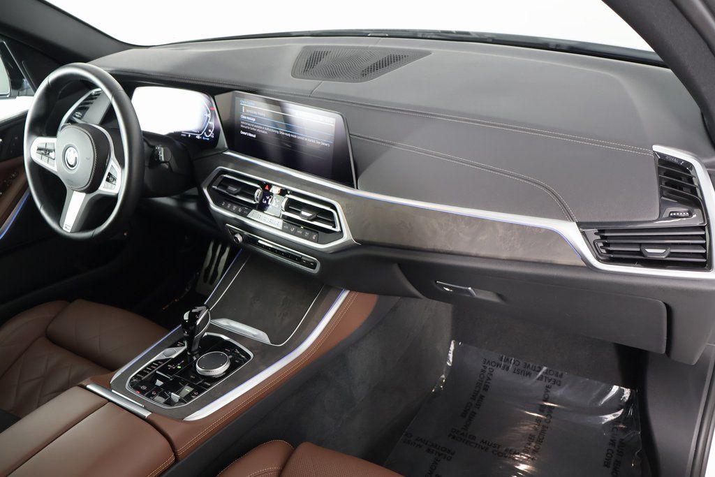 Thumbnail: 2023 BMW X5 - 9