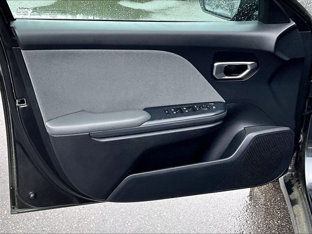 2025 Kia K4 — photo 9