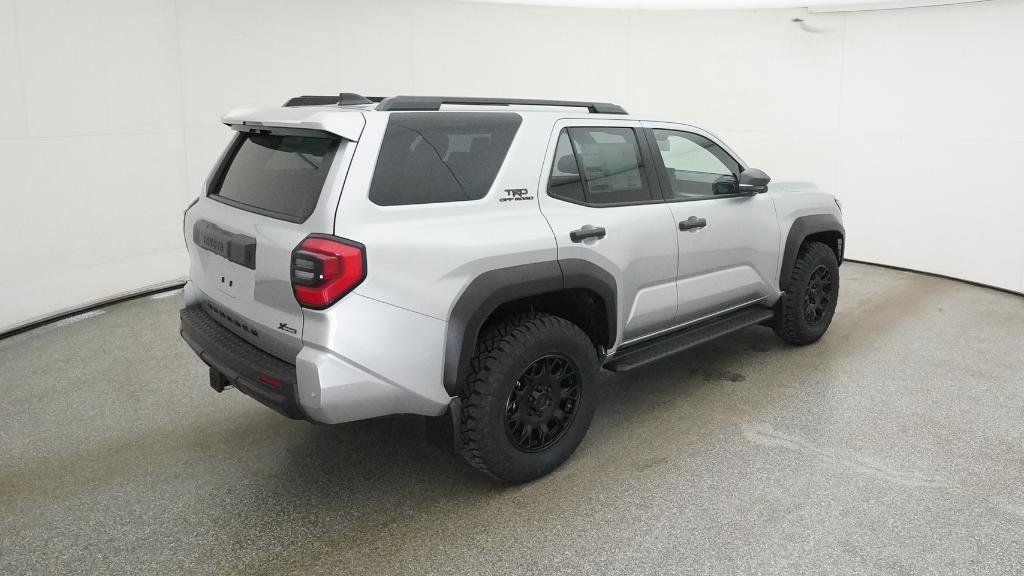 Thumbnail: 2025 Toyota 4Runner - 14