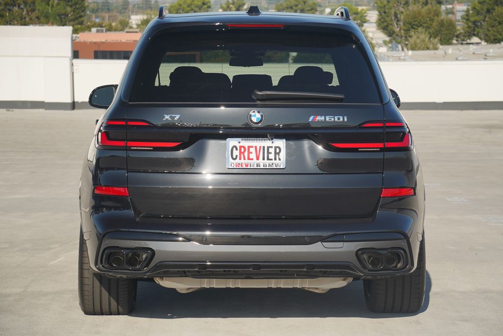 Thumbnail: 2026 BMW X7 - 6