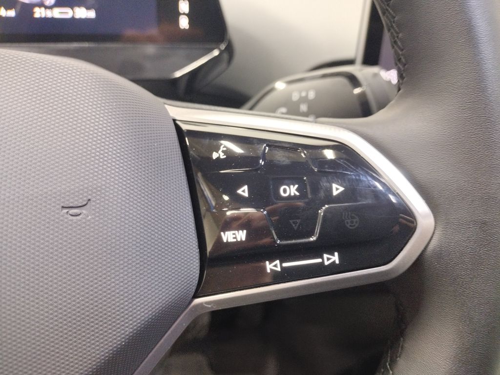 2025 Volkswagen ID.4 Pro