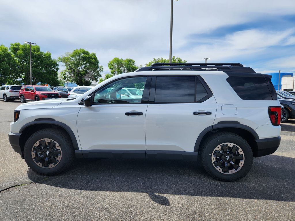 View vehicle photo 4
