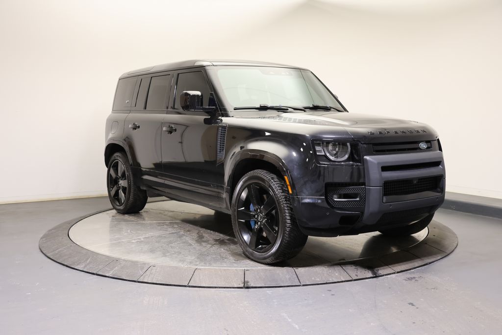 Thumbnail: 2022 Land Rover Defender - 7