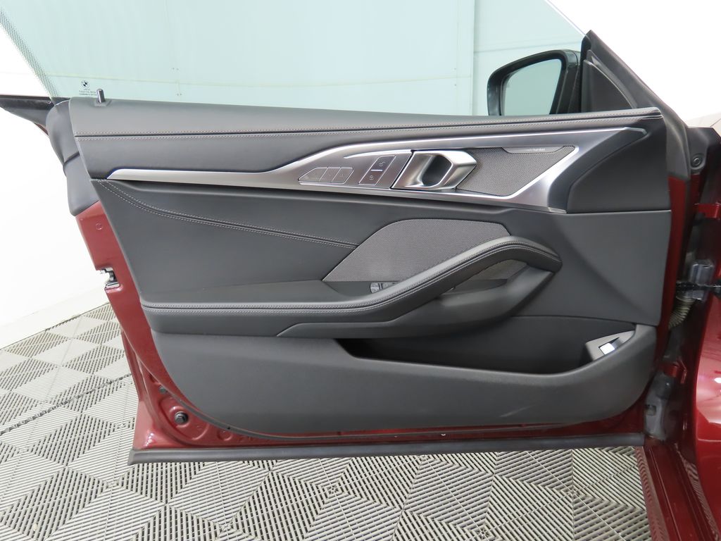 Thumbnail: 2022 BMW 8 Series - 25