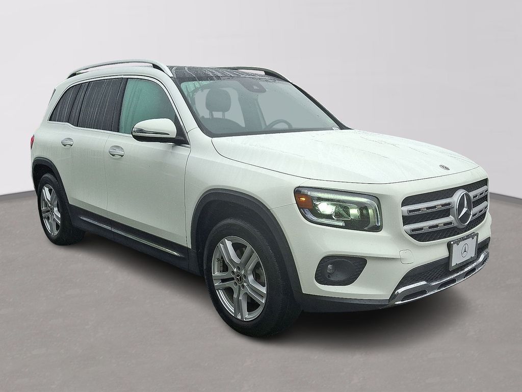 Thumbnail: 2022 Mercedes-Benz GLB - 3