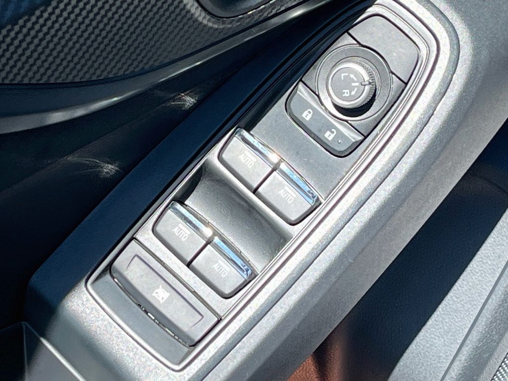 Used 2023 White Subaru GT image 18